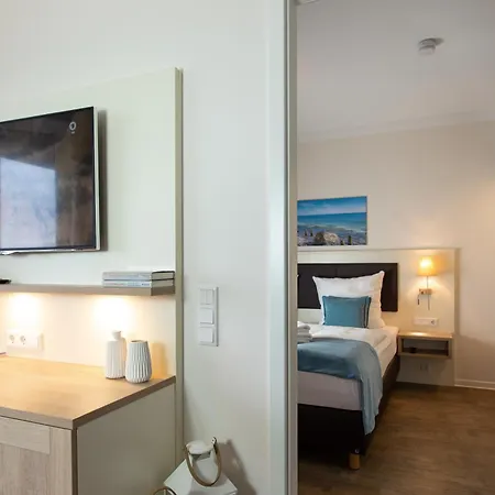 Aparthotel Waterkant Suites direkt am Meer mit Wellnessbereich-3